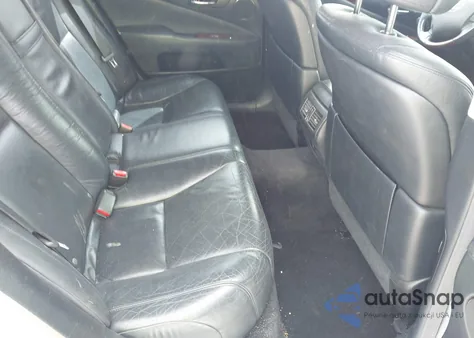 2011 Lexus Ls 460 z USA, uszkodzony, nr VIN JTHBL5EF0B5105698